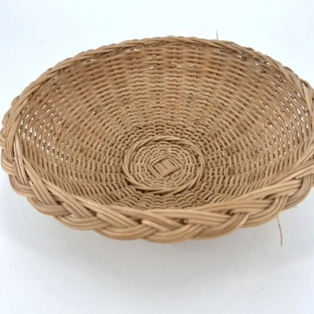 Vintage Large Wicker Rattan Woven Basket Fruit Bowl Farmhouse Adirondack‎ Camp
